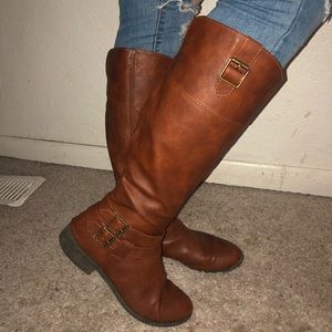 Brown boots